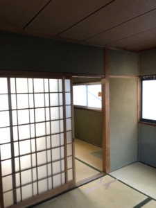 大阪市西成区　２階建てハイツ原状回復リフォーム　施工前　和室