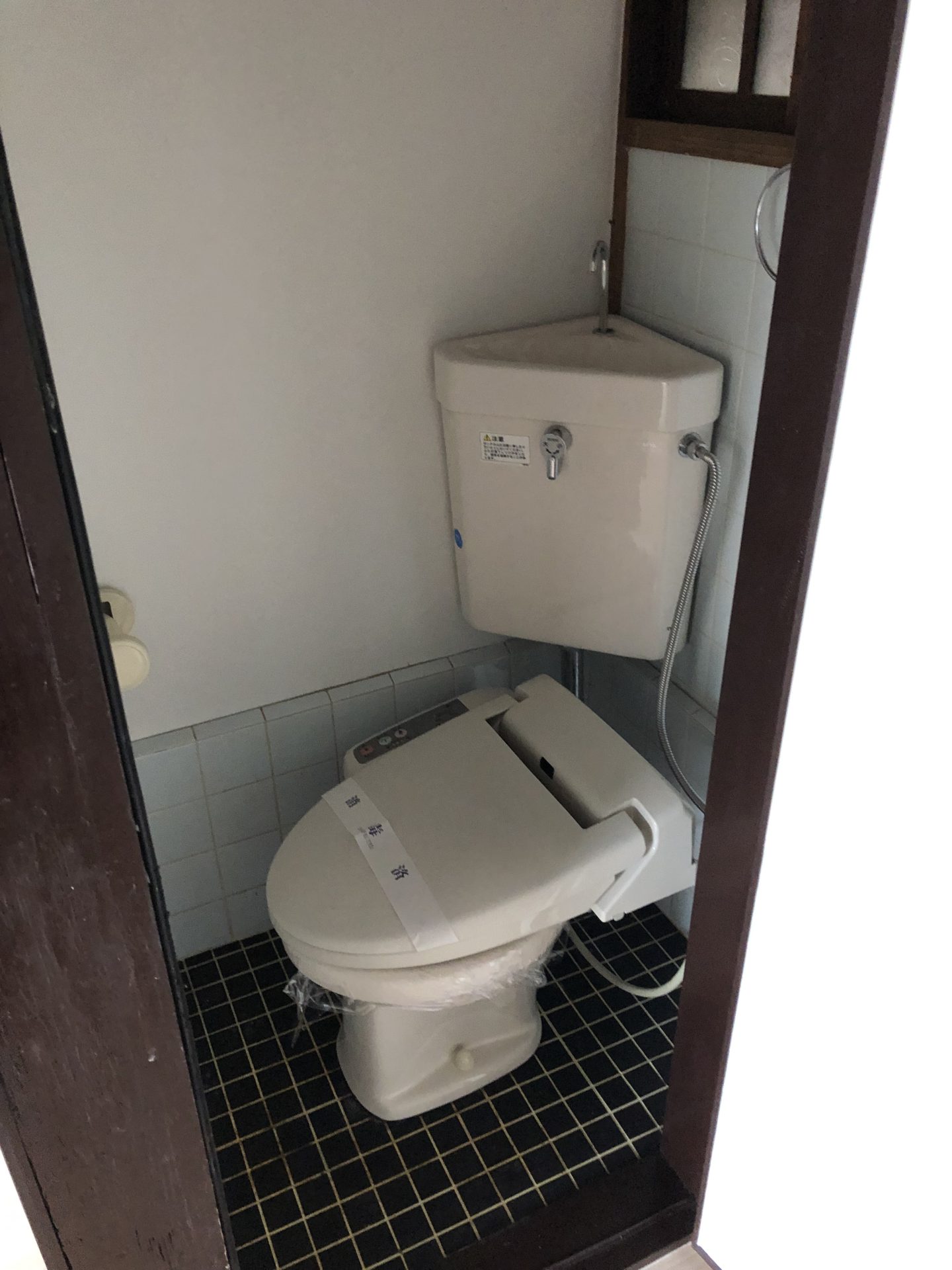 大東市戸建　原状回復リフォーム工事　トイレ