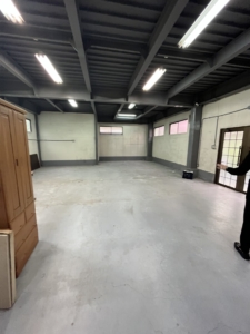大阪市東成区　マンション１階のスタジオ店舗内装工事　施工前　倉庫
