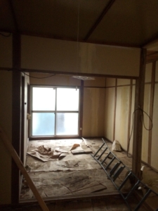 大阪市平野区　店舗付き住宅リフォーム工事　施工前　２階