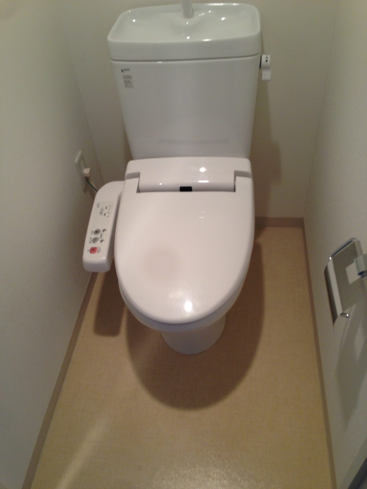 大阪市北区　１Kタイプ賃貸マンション　原状回復リフォーム工事　施工後　トイレ