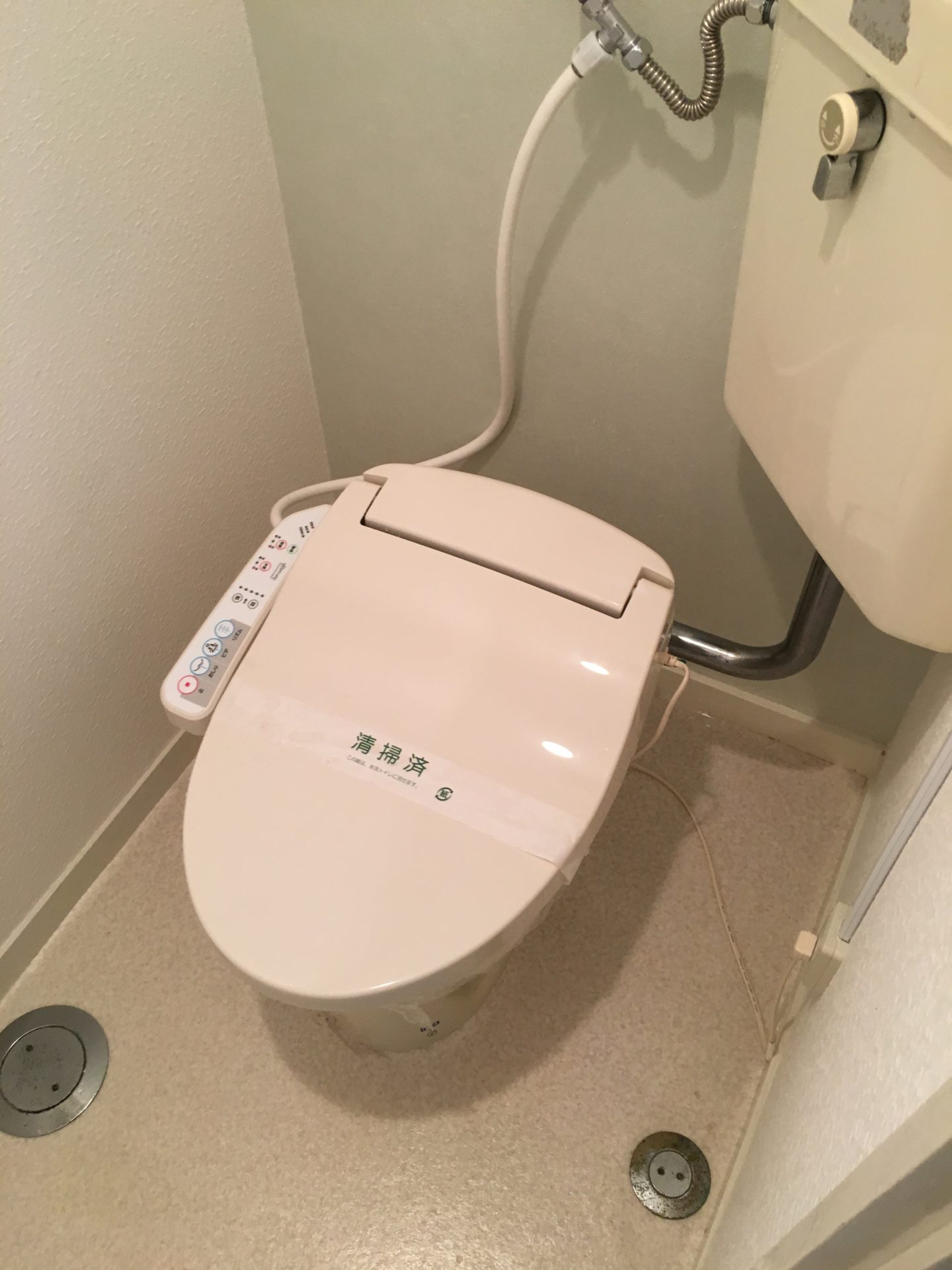 大阪市淀川区　賃貸マンション原状回復リフォーム工事　施工後　トイレ