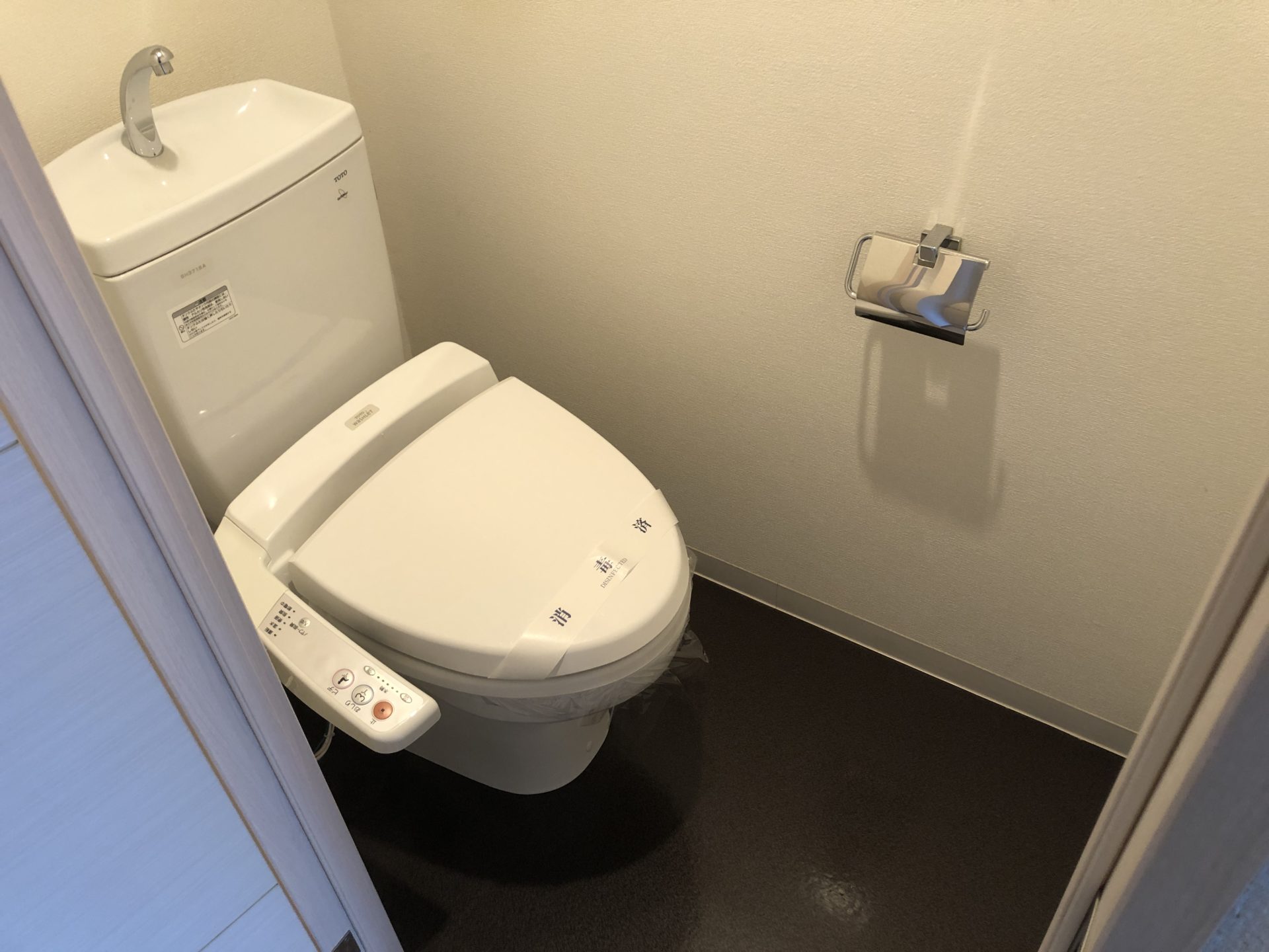 大阪市１Kタイプ賃貸マンション　原状回復リフォーム工事　施工後　トイレ